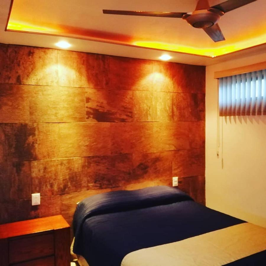 גואדלחארה Pule Pule Hostal Boutique מראה חיצוני תמונה