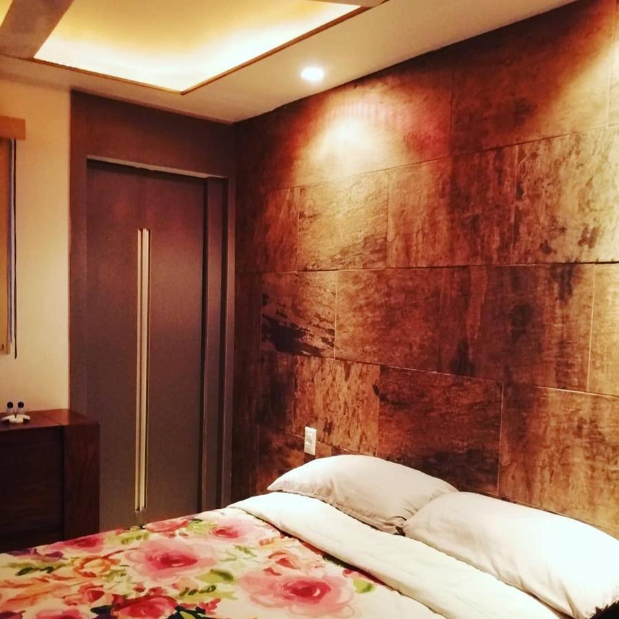גואדלחארה Pule Pule Hostal Boutique מראה חיצוני תמונה