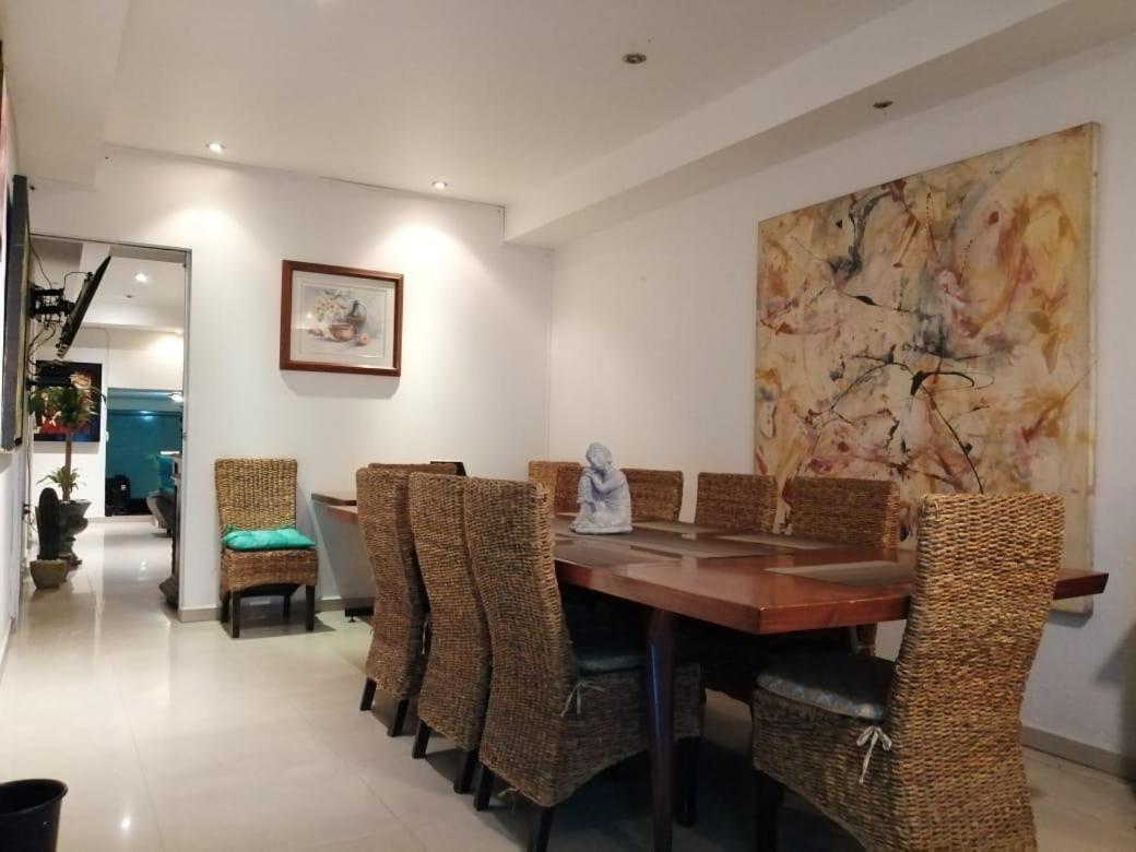 גואדלחארה Pule Pule Hostal Boutique מראה חיצוני תמונה