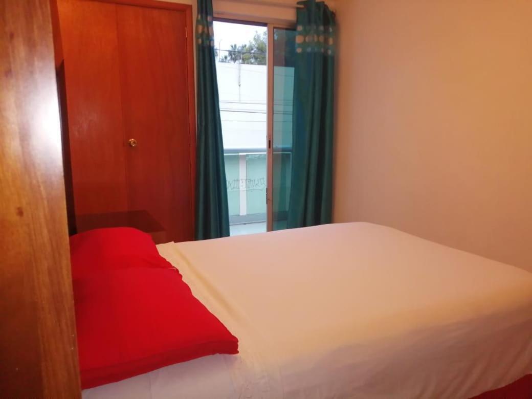 גואדלחארה Pule Pule Hostal Boutique מראה חיצוני תמונה