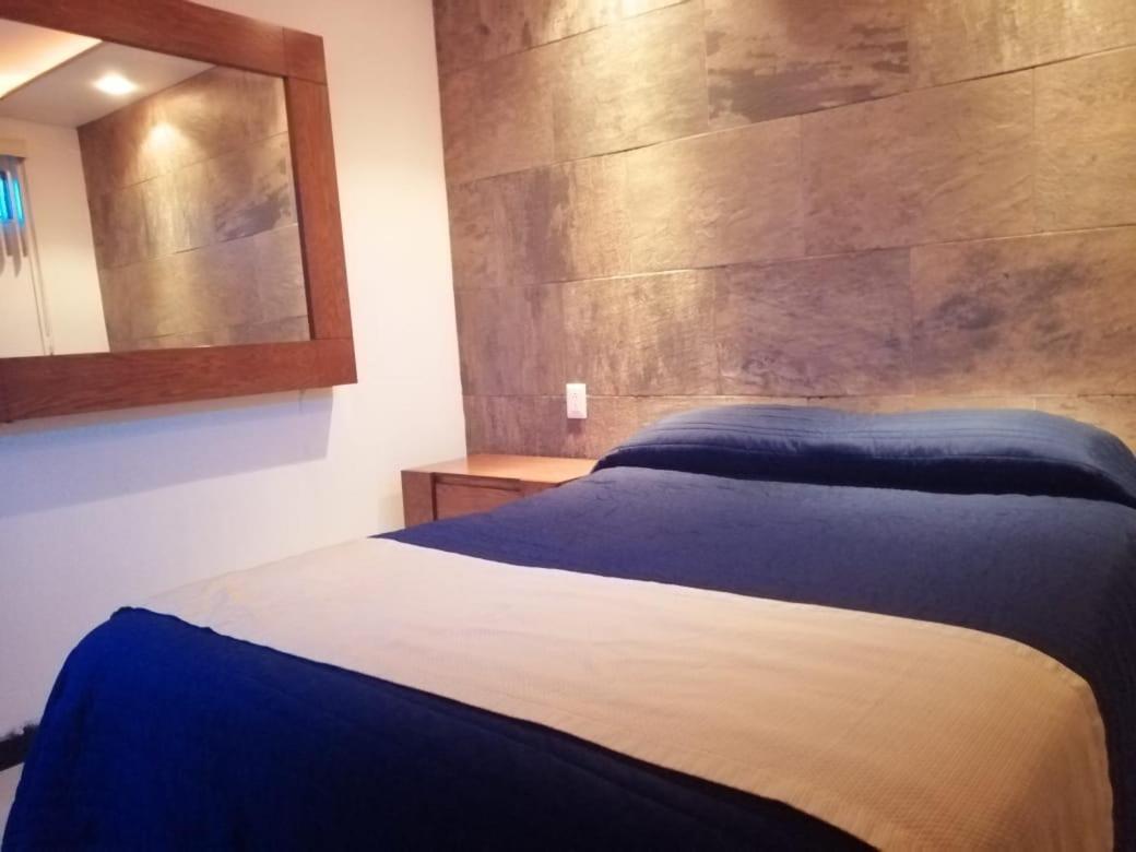 גואדלחארה Pule Pule Hostal Boutique מראה חיצוני תמונה