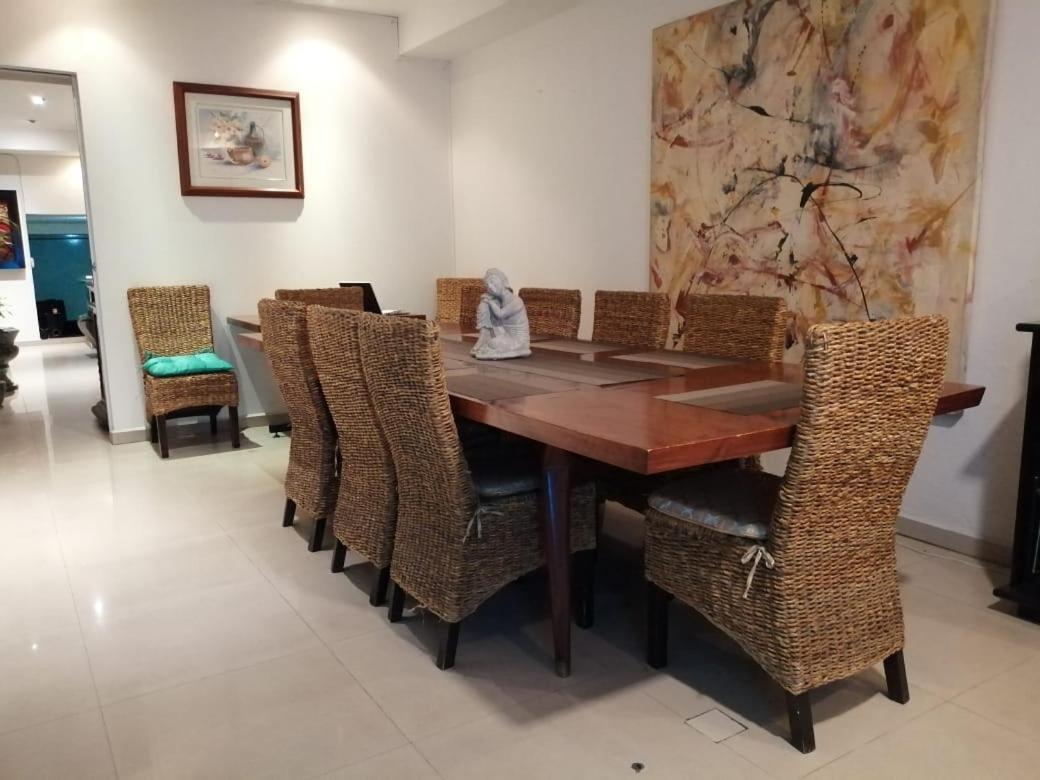 גואדלחארה Pule Pule Hostal Boutique מראה חיצוני תמונה