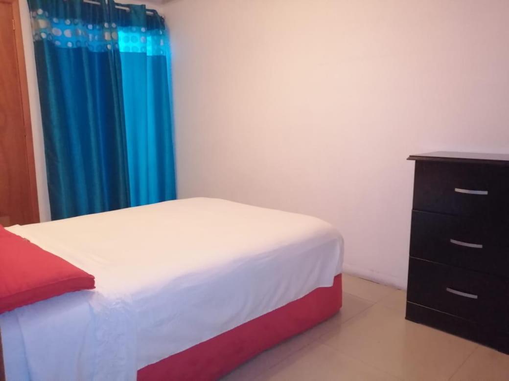 גואדלחארה Pule Pule Hostal Boutique מראה חיצוני תמונה